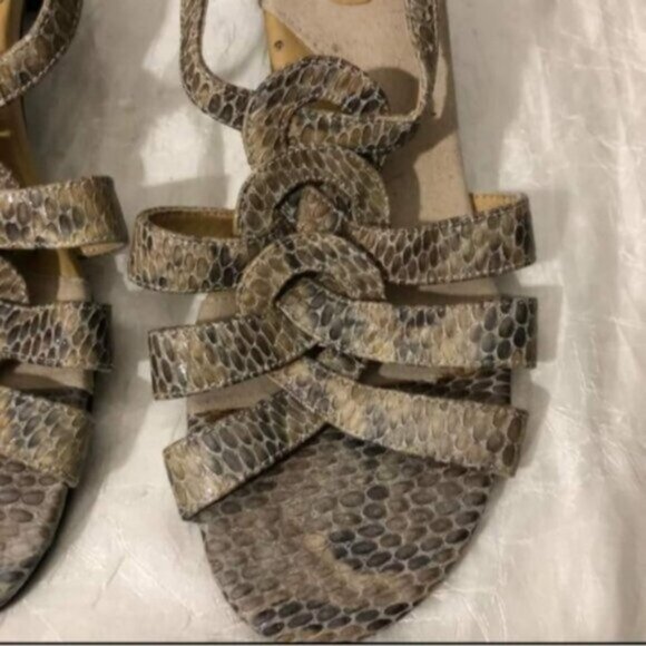 Snake Skin Sling Back Heels Sz 10 - Picture 3 of 6